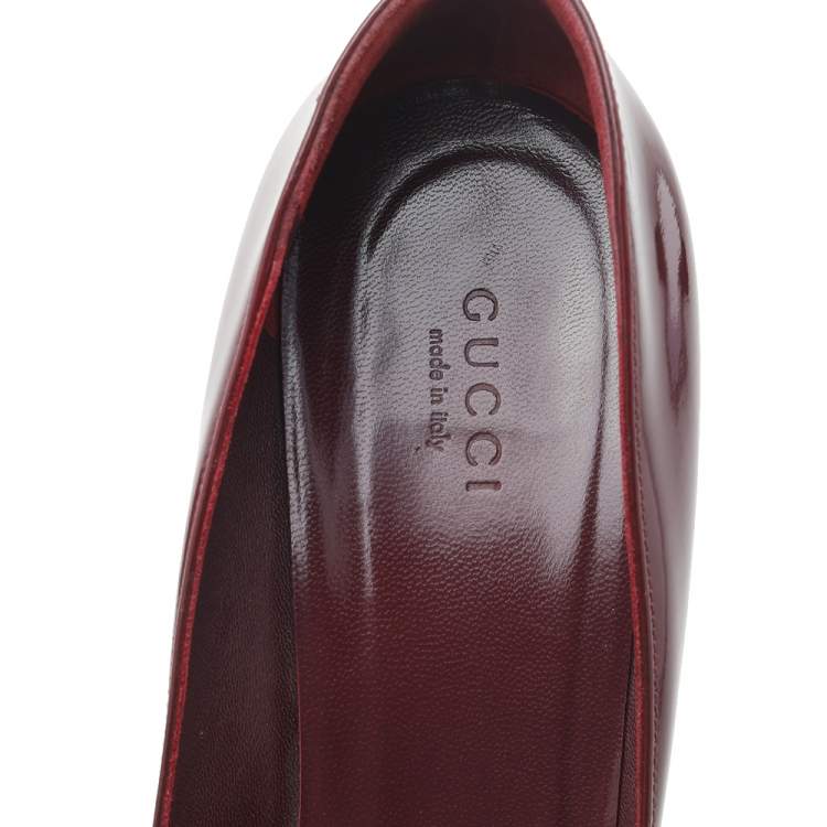 Pre Owned Gucci Burgundy Patent Leather Round Toe Pumps Size 37.5