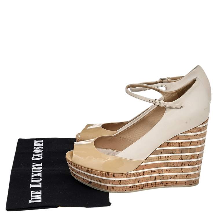 Pre Owned Gucci Beige Patent And Leather Cork Wedge Slingback Sandals Size 38