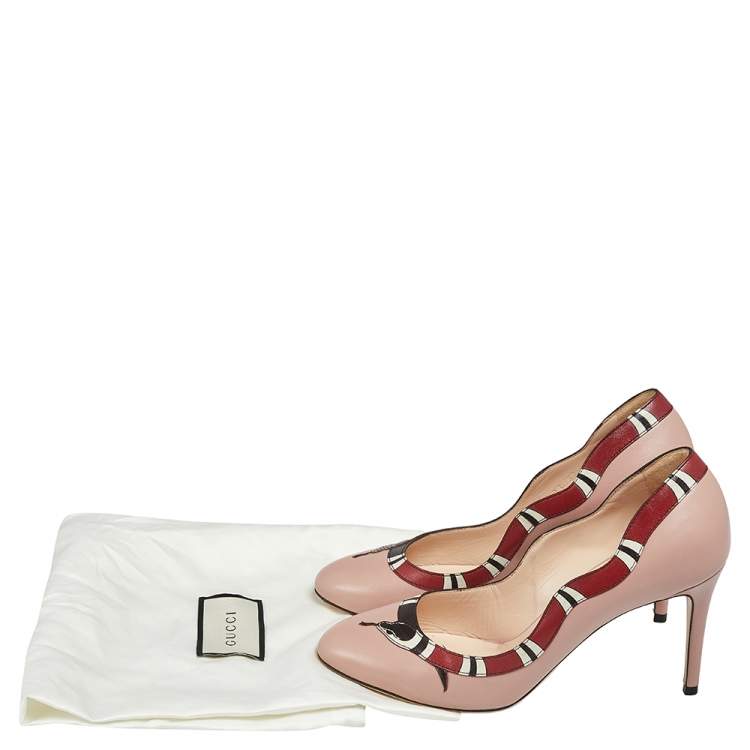 Pre Owned Gucci Beige/Red Leather Yoko Snake  Pumps Size 37
