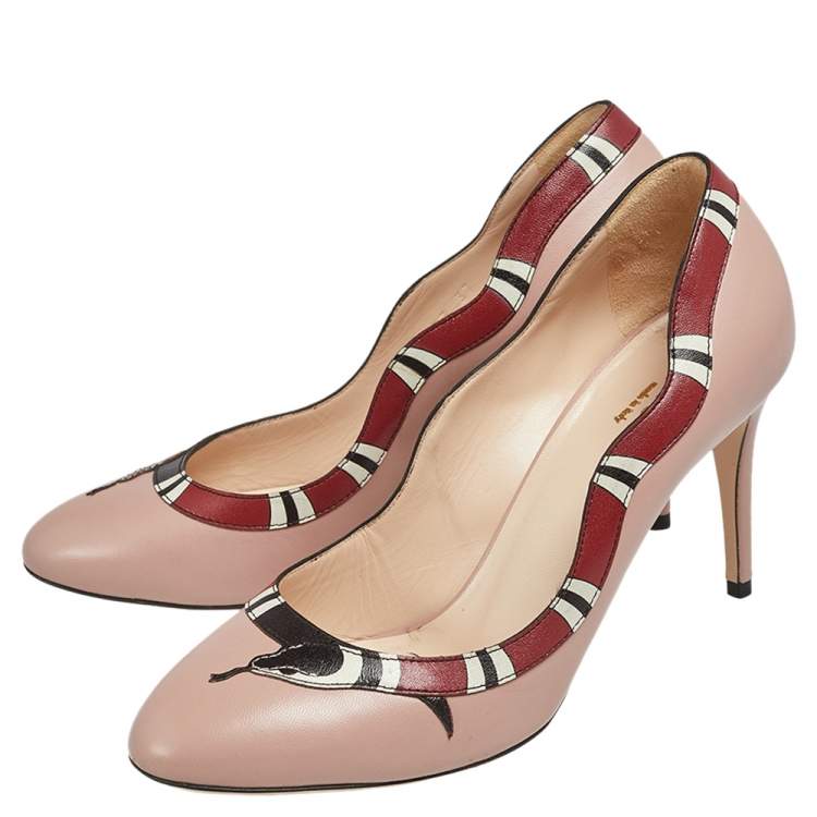 Pre Owned Gucci Beige/Red Leather Yoko Snake  Pumps Size 37