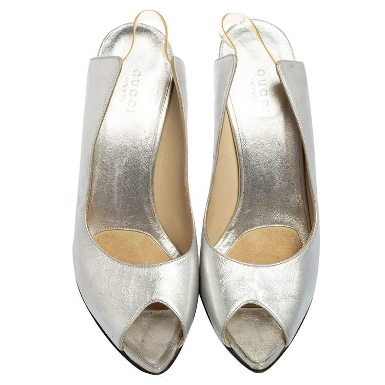 Pre Owned Gucci Silver Leather Open Toe Sandals Size 38.5