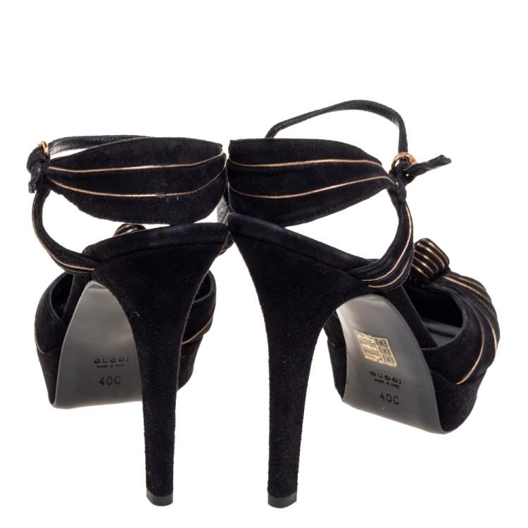 مملوكة مسبقًا Gucci Black/Gold Suede Kelly Knot Ankle-Strap Platform Sandals Size 40