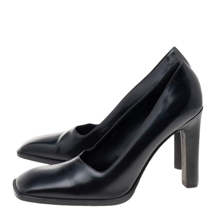 Pre Owned Gucci Black Leather Square Toe Pumps Size 38