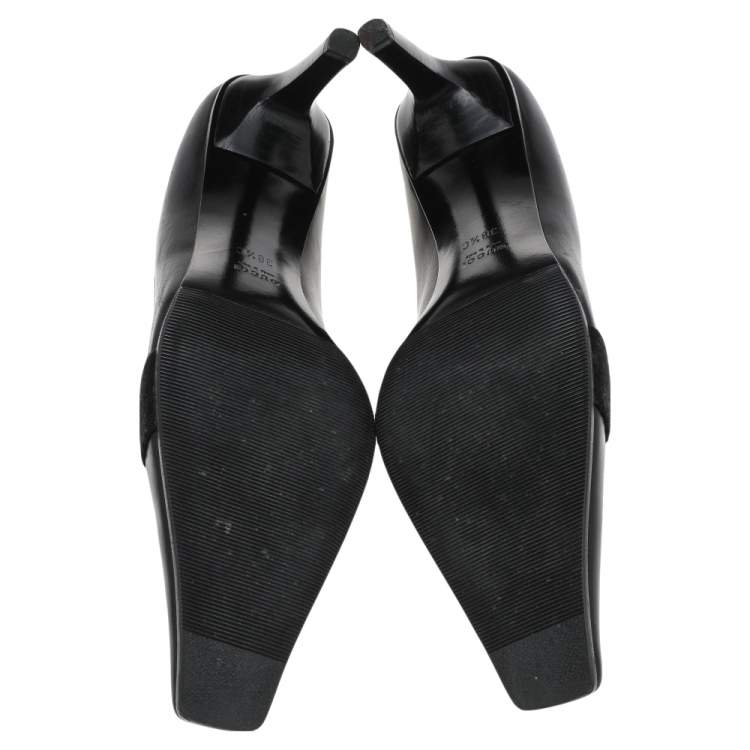 Pre Owned Gucci Vintage Black Leather Pumps Size 38.5