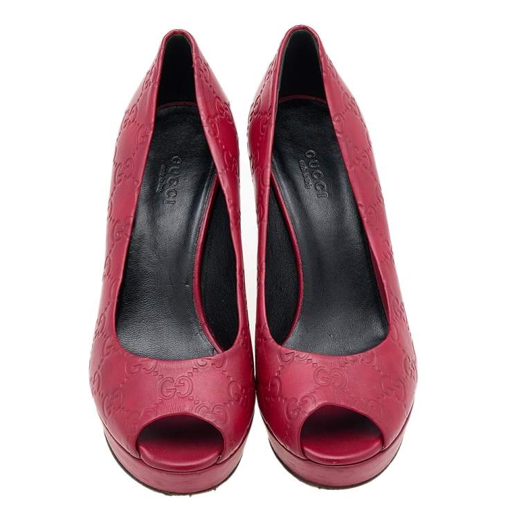 Pre Owned Gucci Red Guccissima Leather Peep Toe Platform Pumps Size 37.5