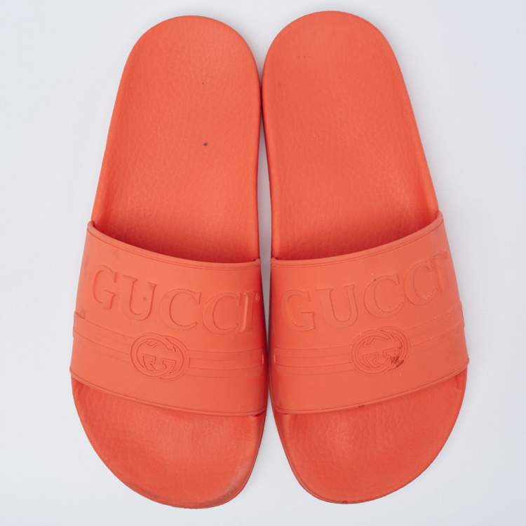 Gucci Coral Orange Rubber Pursuit Logo Embossed Pool Slides Size 38 ...