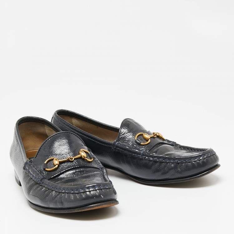 Pre Owned Gucci Dark Grey Patent Leather Horsebit Loafers Size 39