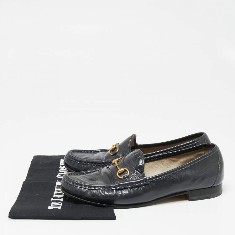 Pre Owned Gucci Dark Grey Patent Leather Horsebit Loafers Size 39