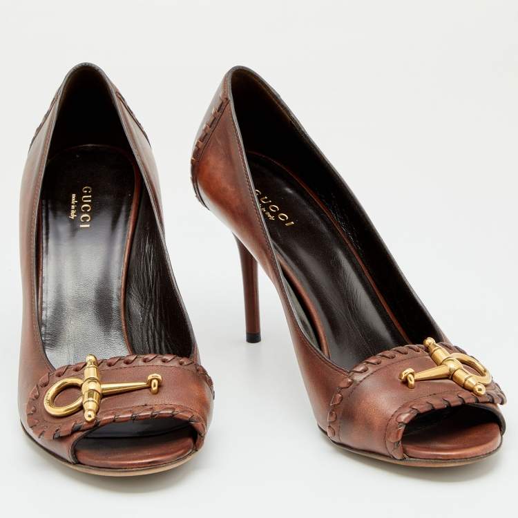 Pre Owned Gucci Brown Leather Horsebit Peep Toe Pumps Size 38