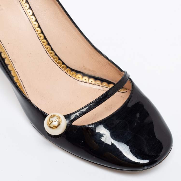 Pre Owned Gucci Black Patent Leather Pearl Detail Mary Jane Pumps Size 38.5