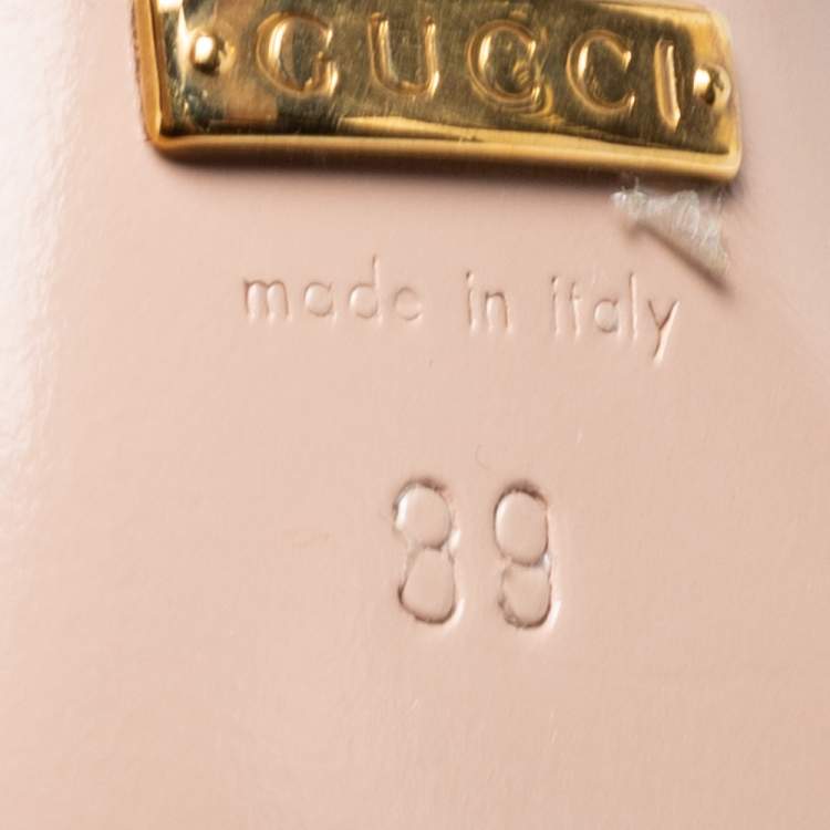 Pre Owned Gucci Burgundy Leather Studded Cap-Toe T-Strap Pumps Size 39