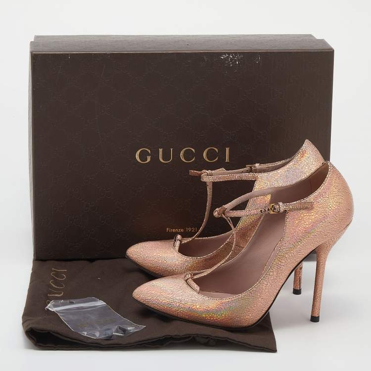 Pre Owned Gucci Metallic Holographic Crackled Leather Beverly T-Strap Pumps Size 37
