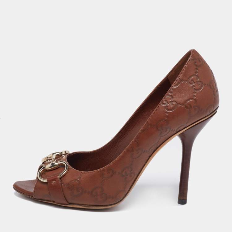 Pre Owned Gucci Brown Guccissima Leather Horsebit Peep-Toe Pumps Size 37