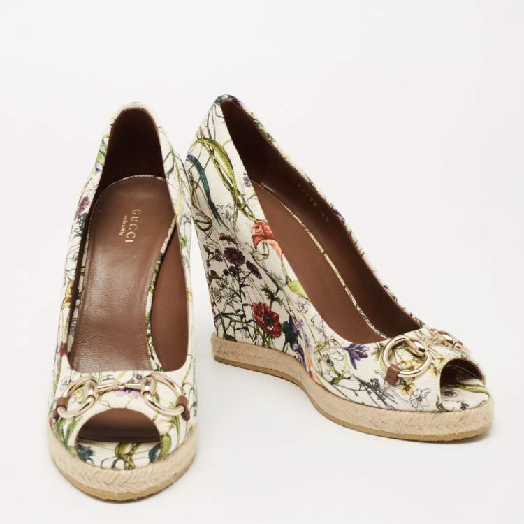 Pre Owned Gucci Multicolor Floral Print Canvas Horsebit Peep Toe Wedge Pumps Size 40