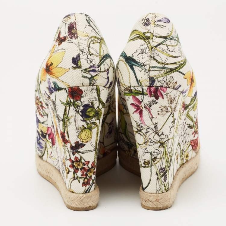 Pre Owned Gucci Multicolor Floral Print Canvas Horsebit Peep Toe Wedge Pumps Size 40