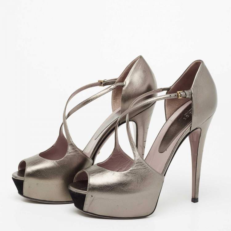 Pre Owned Gucci Metallic Grey Leather Lili Peep-Toe Platform Pumps Size 39.5