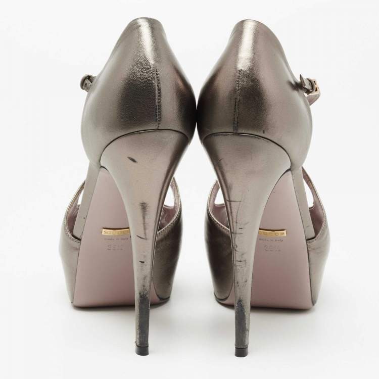Pre Owned Gucci Metallic Grey Leather Lili Peep-Toe Platform Pumps Size 39.5