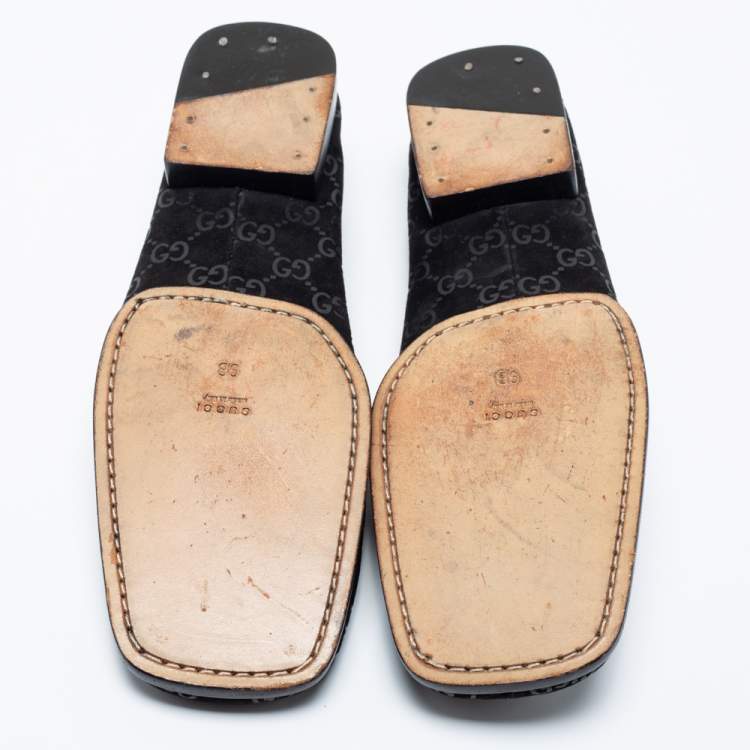 مملوكة مسبقًا Gucci Black GG Suede Slip On Loafers Size 39.5