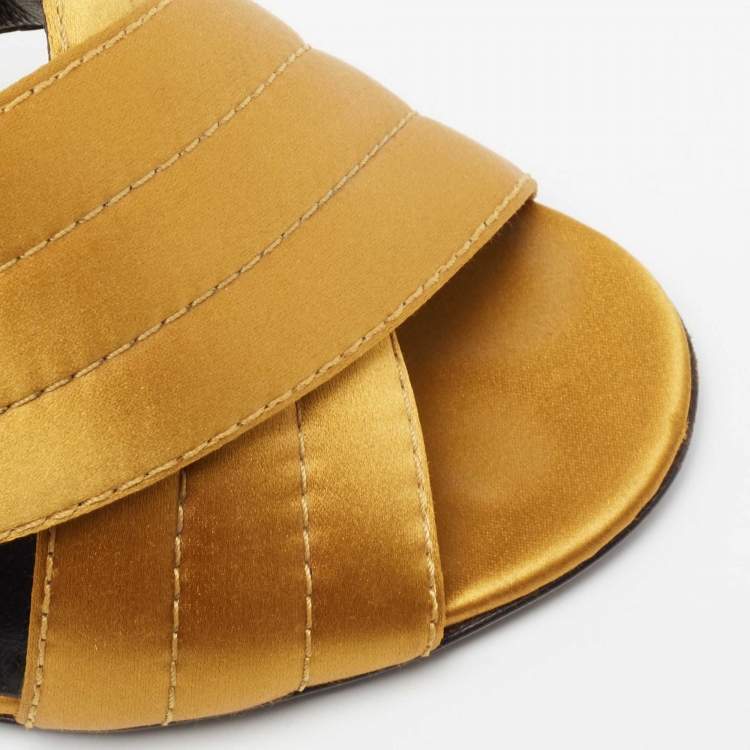 Pre Owned Gucci Mustard Quilted Satin Crisscross Mules Size 38.5