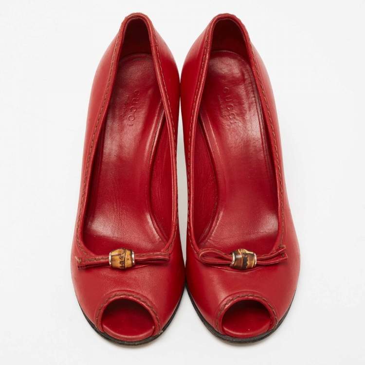 Pre Owned Gucci Red Leather Bamboo Bow Peep-Toe Pumps Size 37