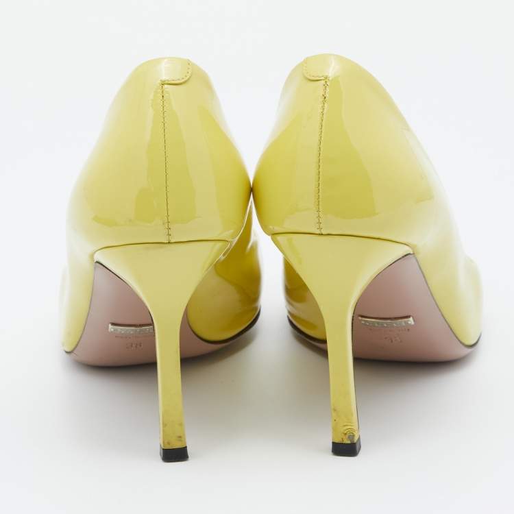 Pre Owned Gucci Yellow Patent Leather Horsebit  Pumps Size 38