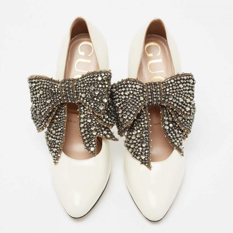 Pre Owned Gucci Off White Patent Leather Elaisa Bow Pumps Size 38