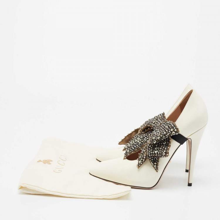 Pre Owned Gucci Off White Patent Leather Elaisa Bow Pumps Size 38