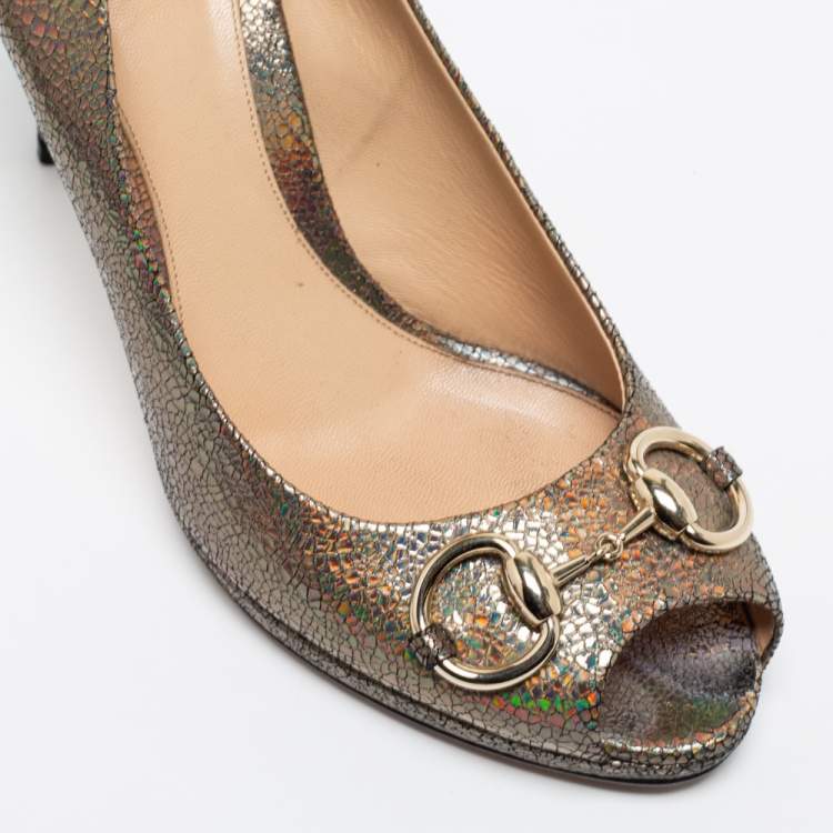Pre Owned Gucci Metallic Holographic Crackle Leather New Hollywood Horsebit Peep Toe Pumps Size 39.5