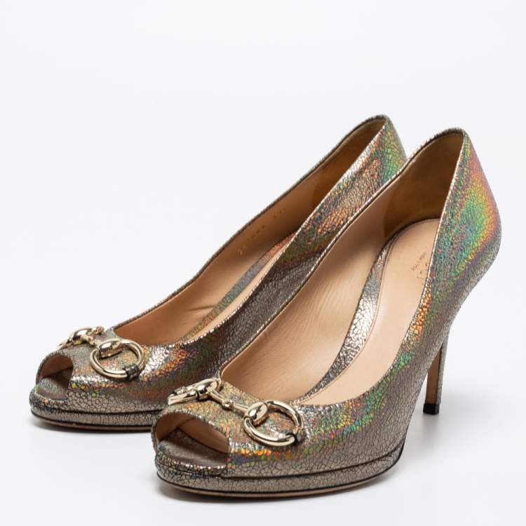 Pre Owned Gucci Metallic Holographic Crackle Leather New Hollywood Horsebit Peep Toe Pumps Size 39.5