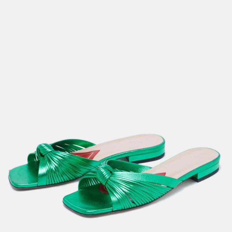 Pre Owned Gucci Metallic Green Leather Knotted Slide Flat Sandals Size 37.5