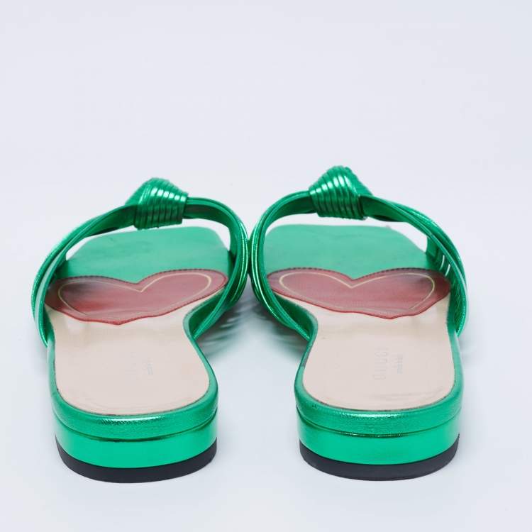 Pre Owned Gucci Metallic Green Leather Knotted Slide Flat Sandals Size 37.5