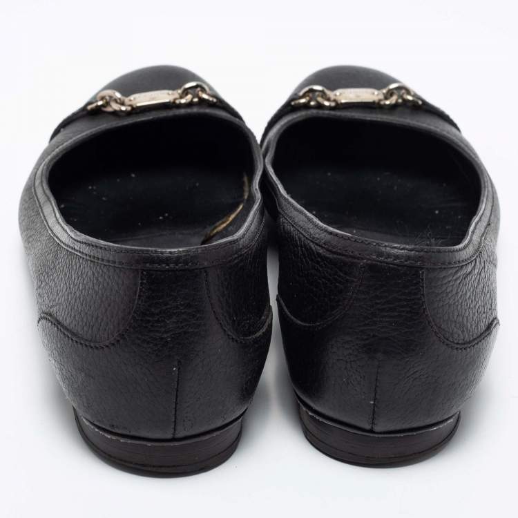 Pre Owned Gucci Black Leather Chain Link Accents Ballet Flats Size 38