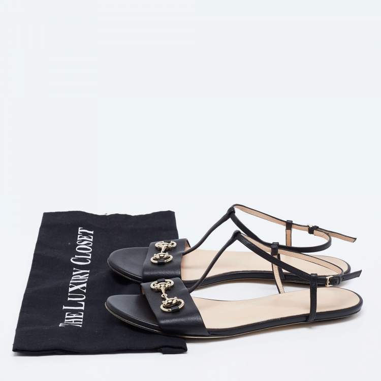 مملوكة مسبقًا Gucci Black Leather Horsebit T-Strap Flats Size 39