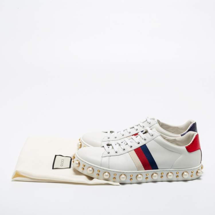 مملوكة مسبقًا Gucci White Leather Faux Pearl Embellished Platform New Ace Low-Top Sneakers Size 38.5