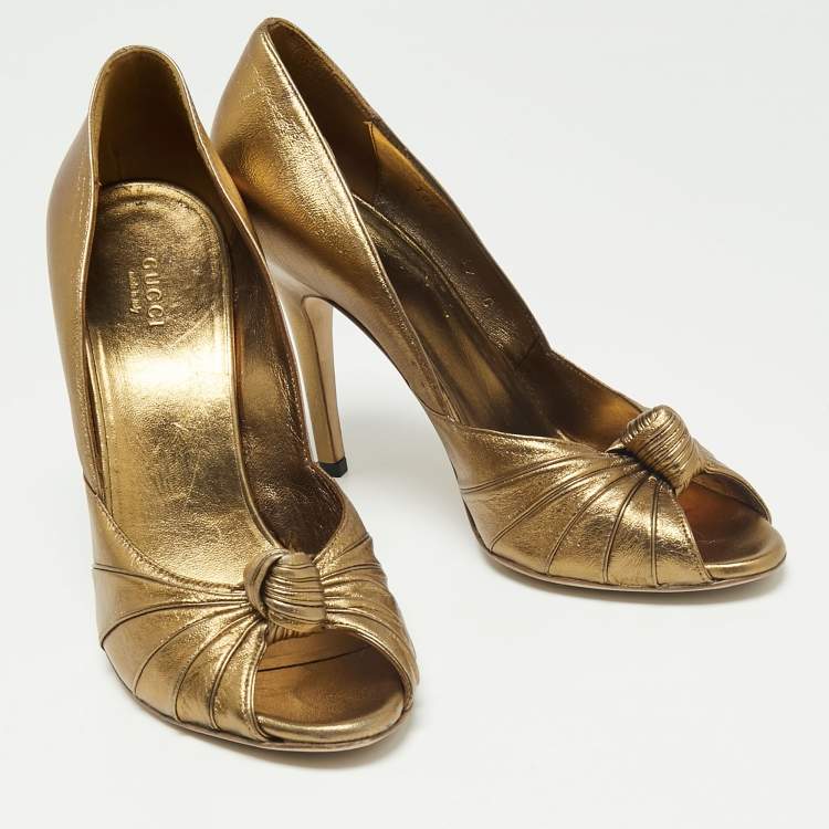 Pre Owned Gucci Metallic Bronze Leather Knot Peep Toe Pumps Size 39