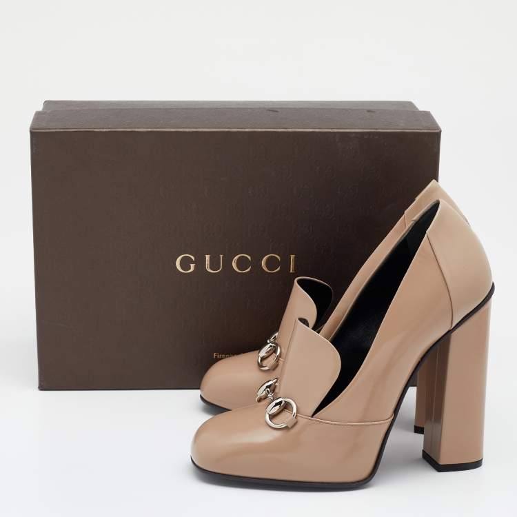Pre Owned Gucci Beige Patent Leather Horsebit Block Heel Pumps Size 38.5