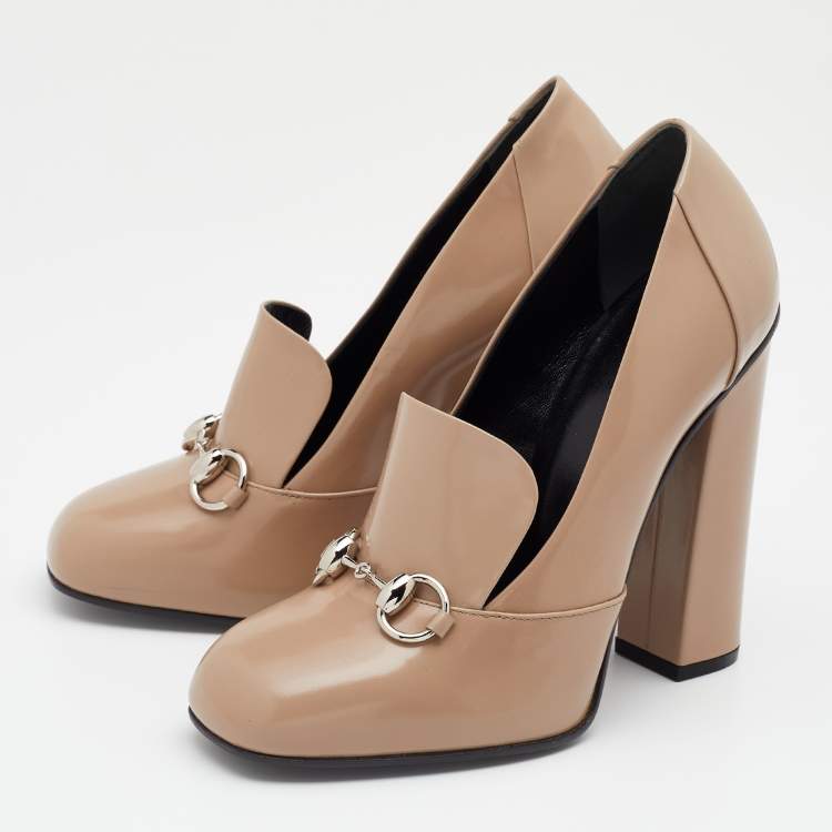 Pre Owned Gucci Beige Patent Leather Horsebit Block Heel Pumps Size 38.5