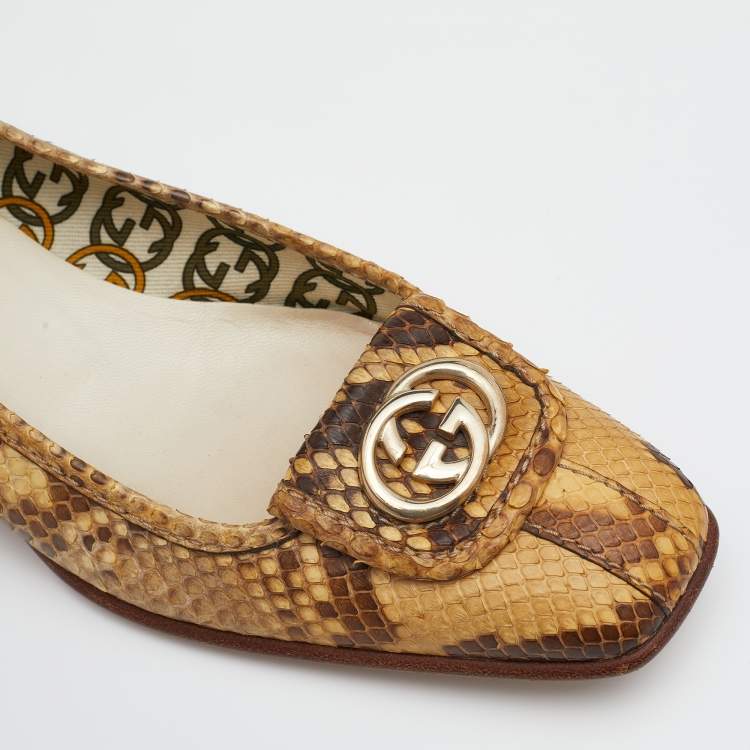Pre Owned Gucci Beige/Brown Snakeskin Leather Interlocking G Ballet Flats Size 37