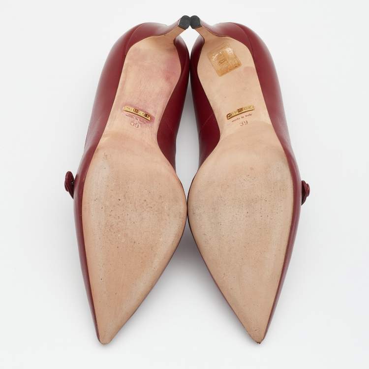 Pre Owned Gucci Dark Red Leather Mary Jane Pumps Size 39