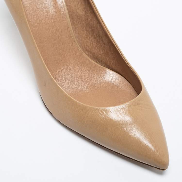 Pre Owned Gucci Beige Leather Kristen Pumps Size 38.5
