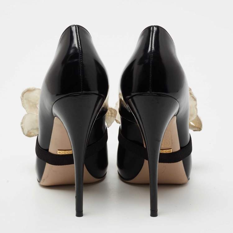 Pre Owned Gucci Black Patent Leather Elaisa Removable Pearl Bow Pumps Size 39