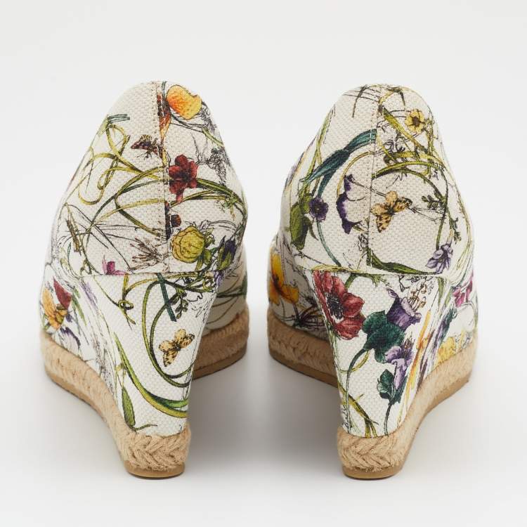 Pre Owned  Gucci Multicolor Floral Print Canvas Horsebit Peep Toe Wedge Pumps Size 39.5