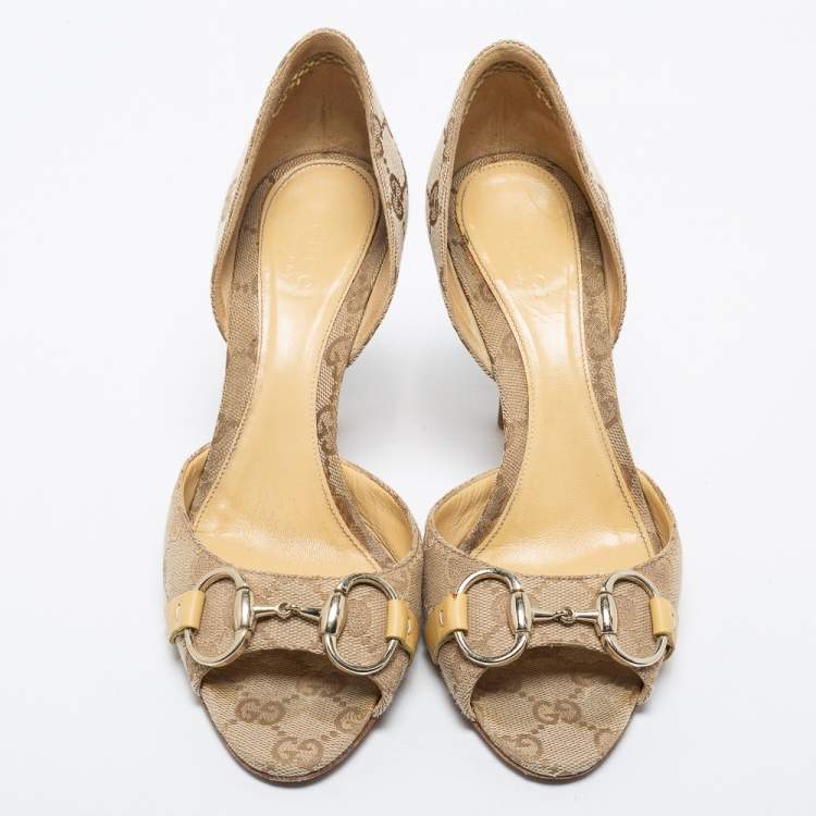 مملوكة مسبقًا Gucci Beige/Brown GG Canvas Hollywood Horsebit D'orsay Pumps Size 36