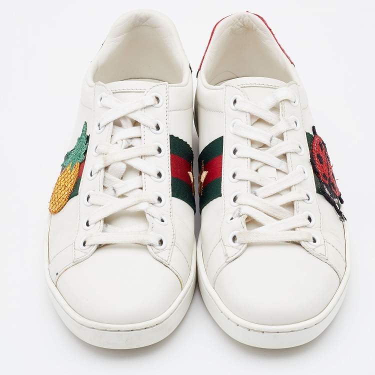Pre Owned Gucci White Leather Ace Embroidered Ladybug and Pineapple Low Top Sneakers Size 35