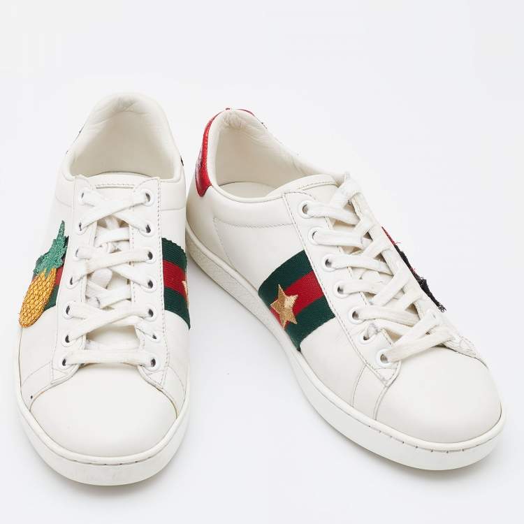 Pre Owned Gucci White Leather Ace Embroidered Ladybug and Pineapple Low Top Sneakers Size 35