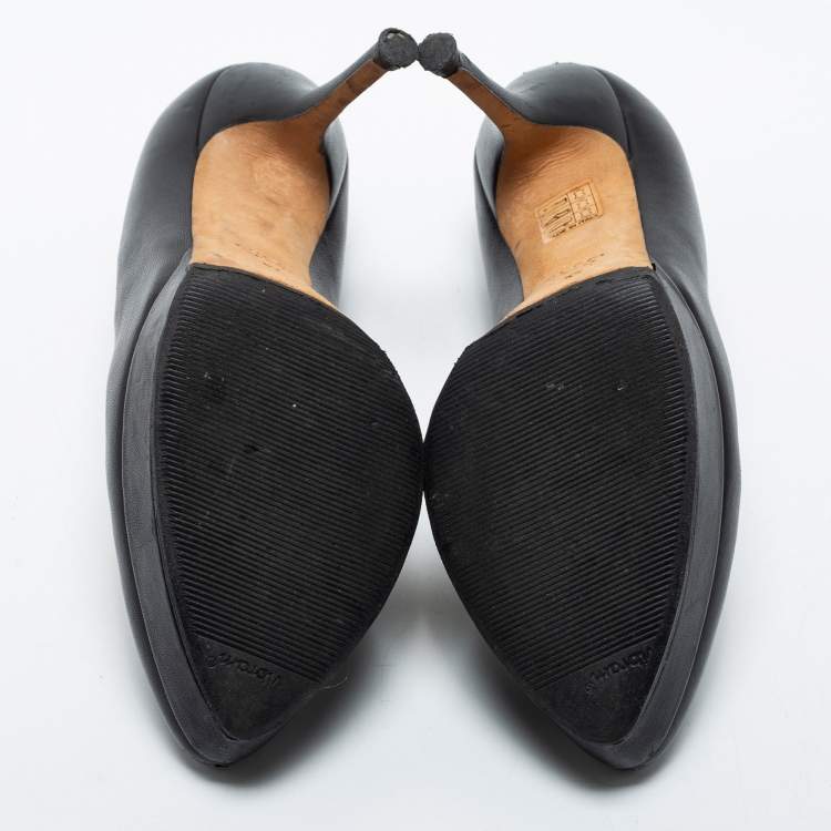 Pre Owned Gucci Black Leather Platform Pumps Size 37