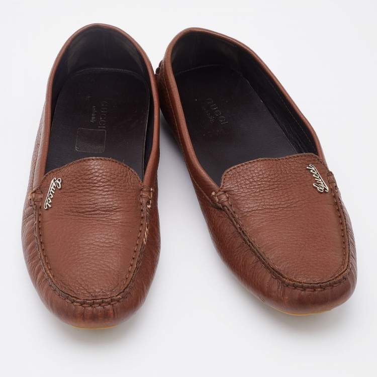 Pre Owned Gucci Dark Brown Leather Slip On Loafers Size 39