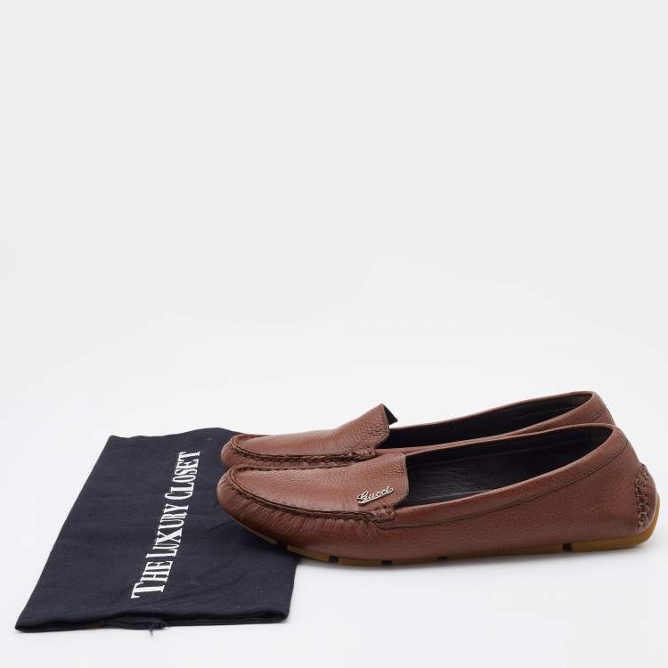 Pre Owned Gucci Dark Brown Leather Slip On Loafers Size 39