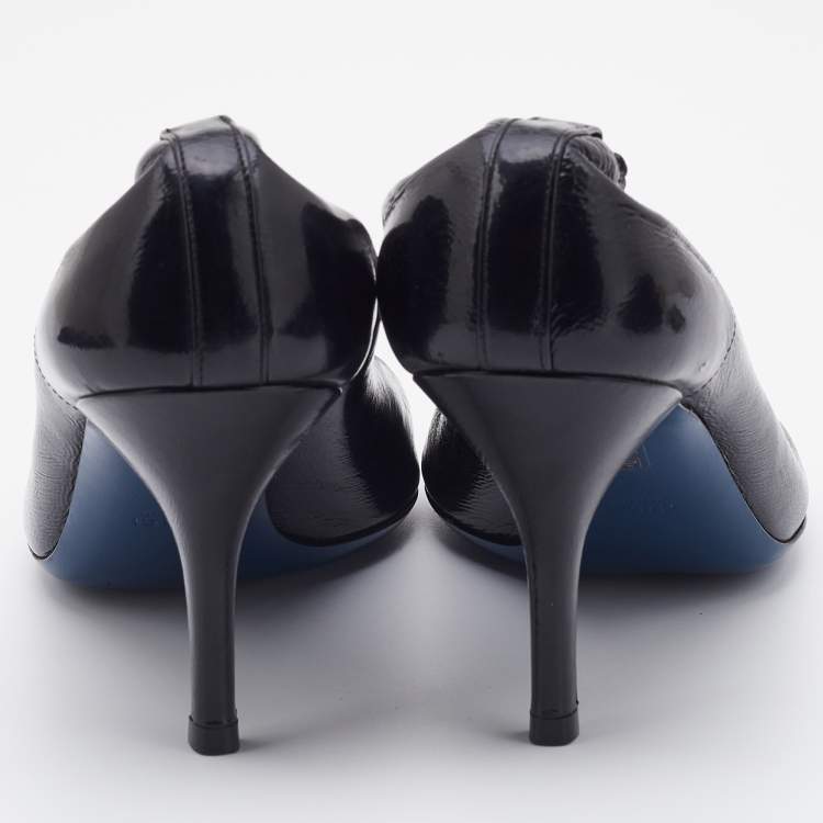 Pre Owned Gucci Black Leather Horsebit Embroidered Peep Toe Pumps Size 39