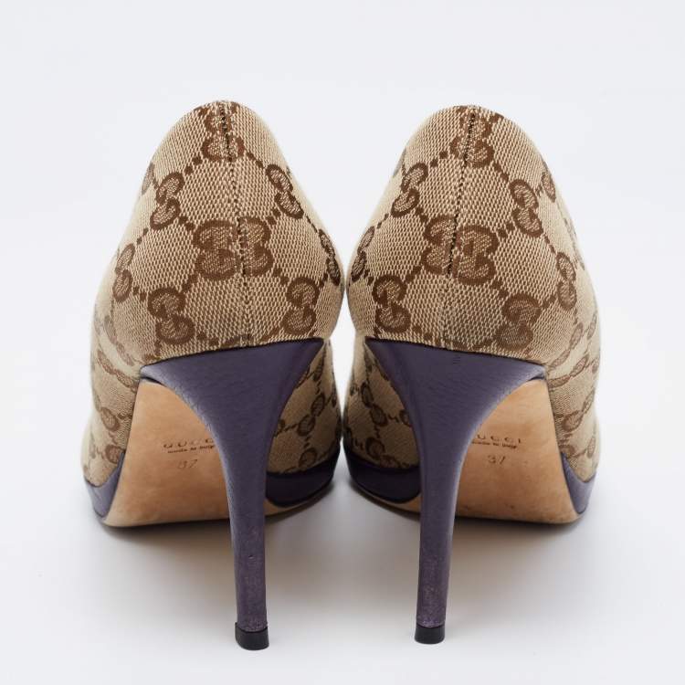 Pre Owned Gucci Brown/Beige GG Canvas Hollywood Horsebit Platform Peep Toe Pumps Size 37